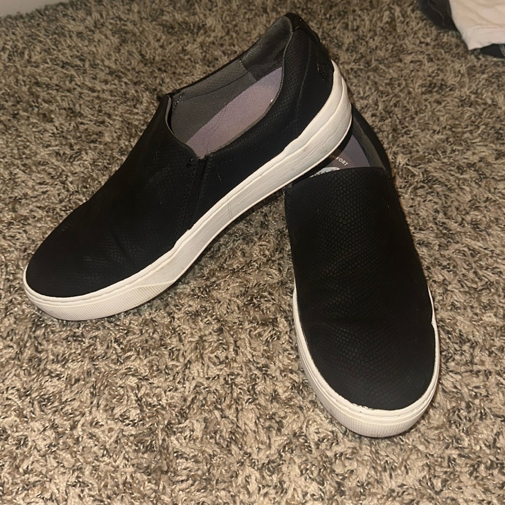 Dr Scholls slip on shoes black